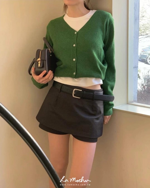 素色迷你西裝褲裙